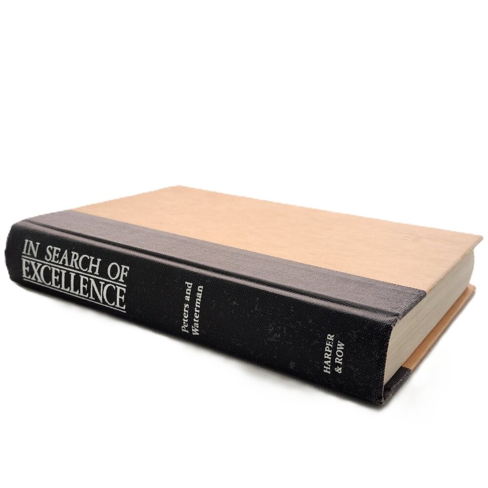In Search of Excellence: Lessons from America's Best Co. by Peters & Waterman Jr